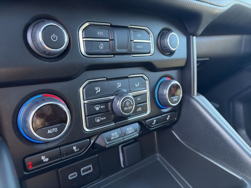 2024 Chevrolet Tahoe Z71 LUXURY PACKAGE, PANO ROOF, 2ND ROW BUCKETS