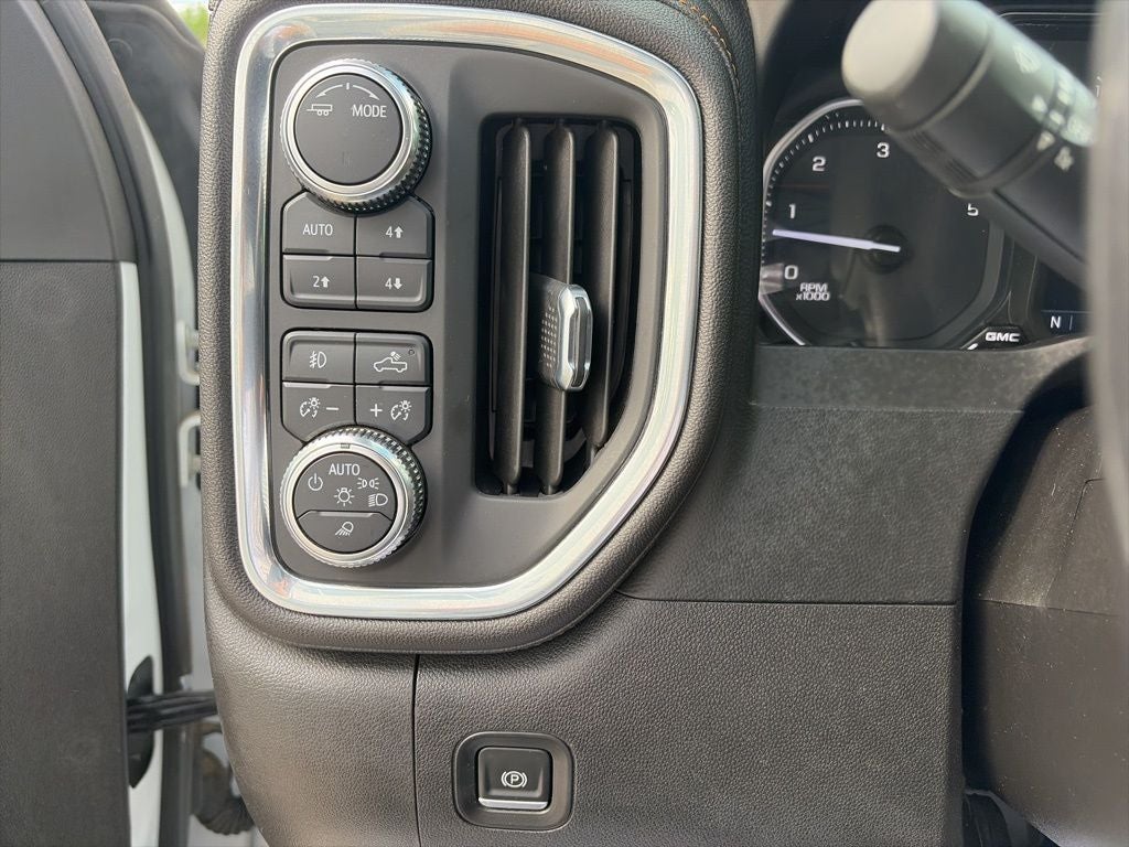 2022 GMC Sierra 2500HD AT4