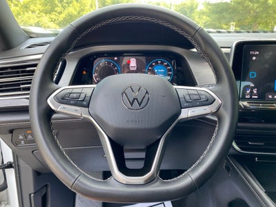 2024 Volkswagen Atlas Cross Sport 2.0T SE w/Technology