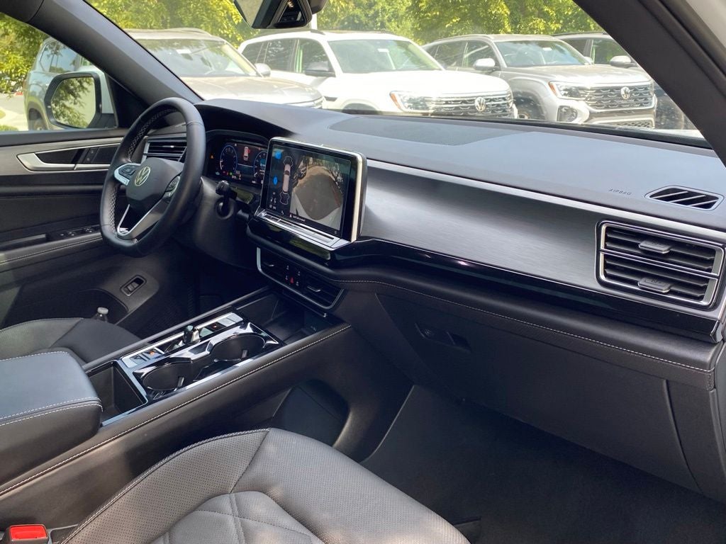2024 Volkswagen Atlas Cross Sport 2.0T SE w/Technology