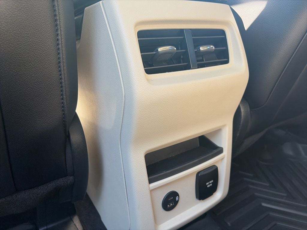 2021 Ford Edge Titanium 1-OWNER CLEAN CARFAX