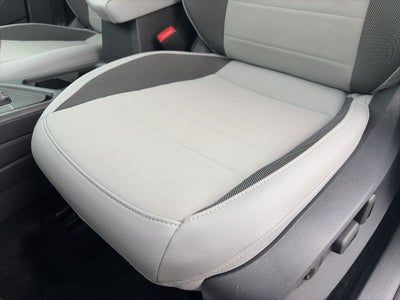 2024 Volkswagen Taos 1.5T SE Clean CARFAX 1-Owner