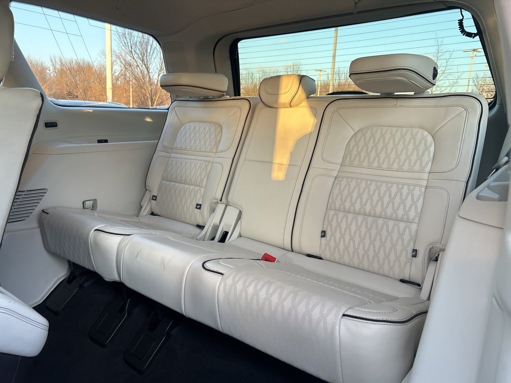 2018 Lincoln Navigator Black Label