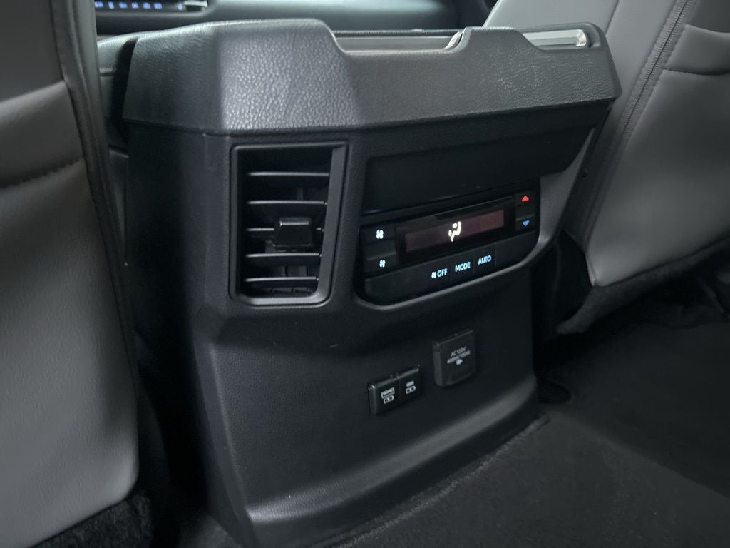 2024 Toyota Sequoia SR5