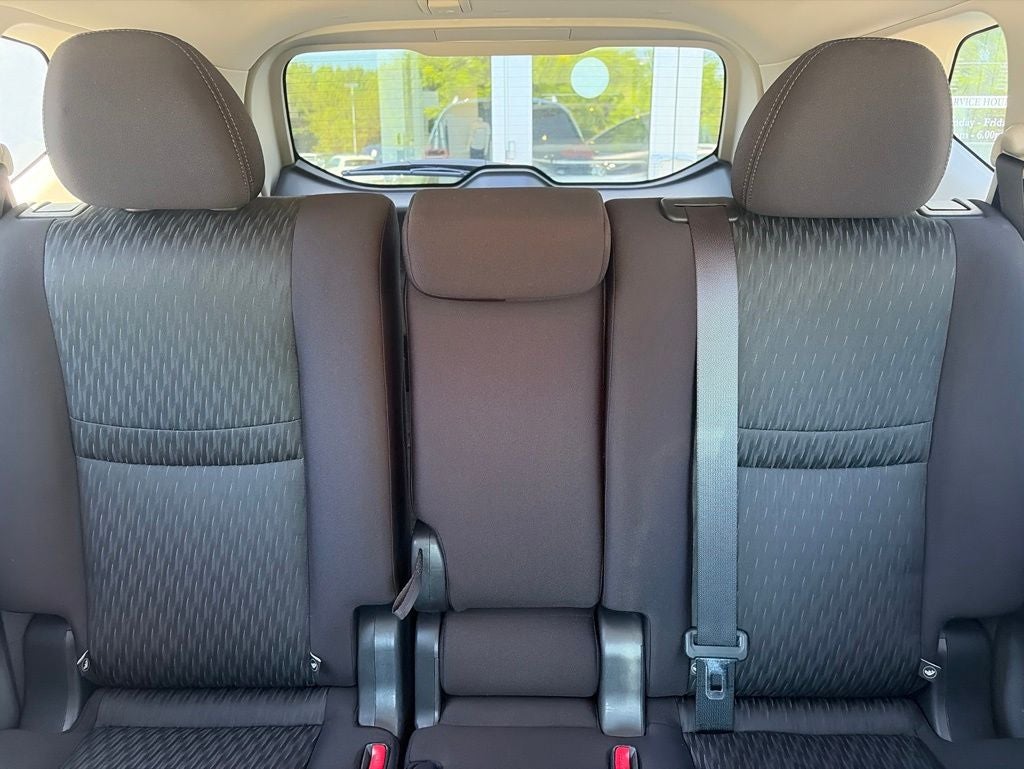 2018 Nissan Rogue SV CLEAN CARFAX LOW MILES