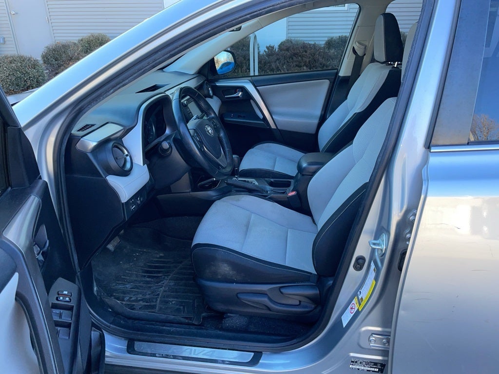 2018 Toyota RAV4 XLE GREAT CONDITION! GREAT SERVICE HISTORY!