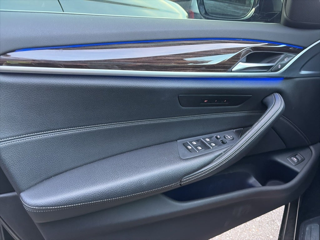 2018 BMW 5 Series 530i xDrive AWD VERY GOOD CONDITION