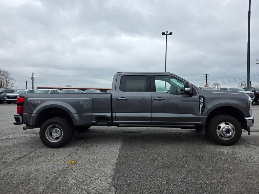 2024 Ford F-350SD Lariat
