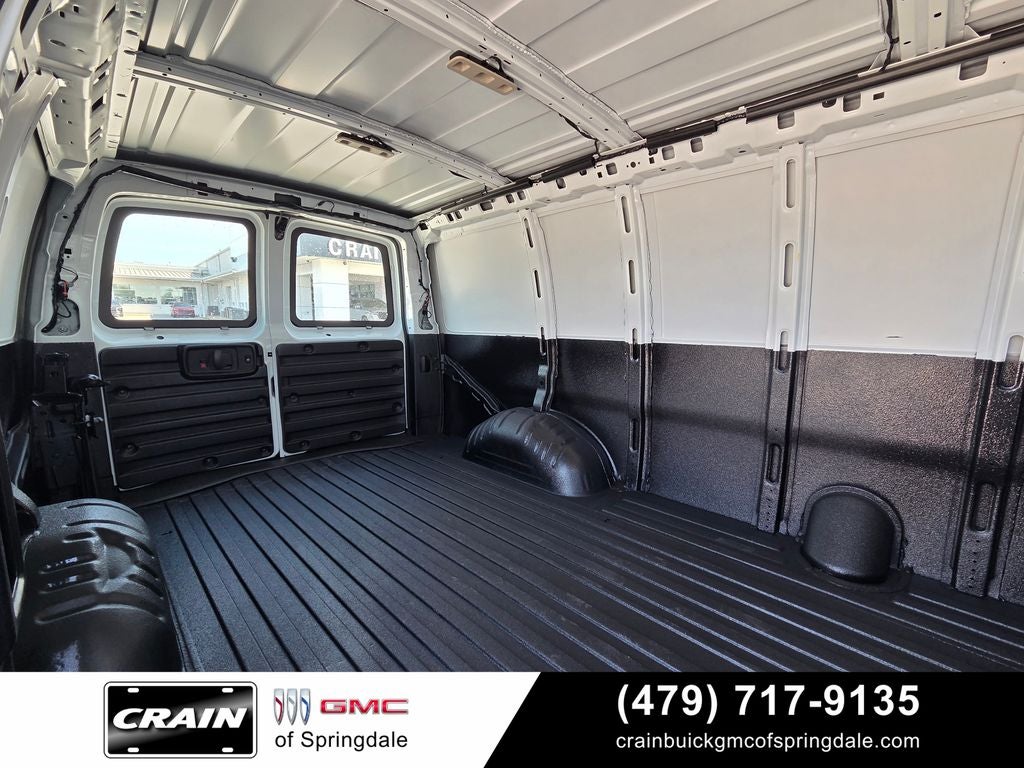 2024 Chevrolet Express 3500 Work Van Cargo
