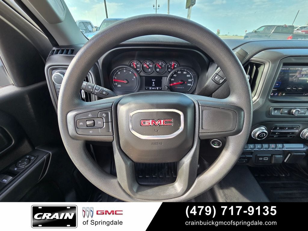 2025 GMC Sierra 2500HD Pro