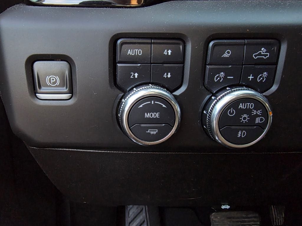 2025 GMC Sierra 2500HD Denali