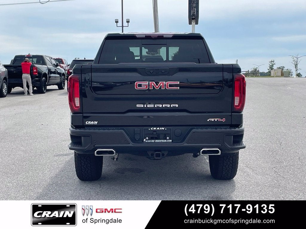 2025 GMC Sierra 1500 AT4