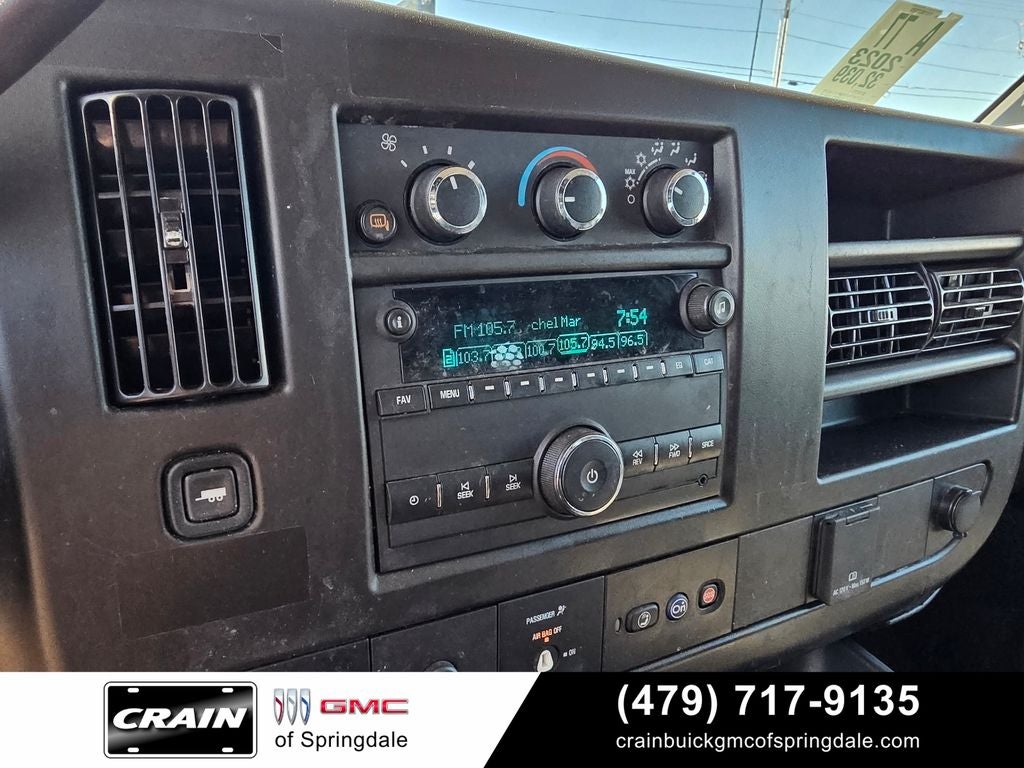 2023 GMC Savana 2500 Work Van