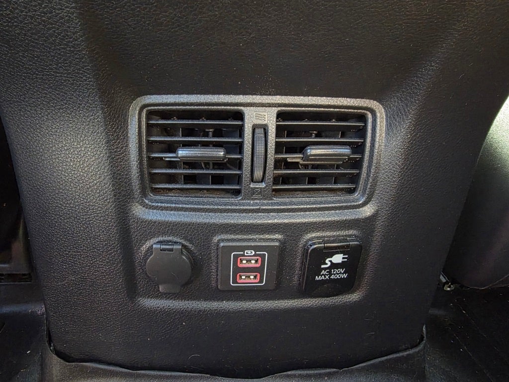 2019 Nissan Titan SV