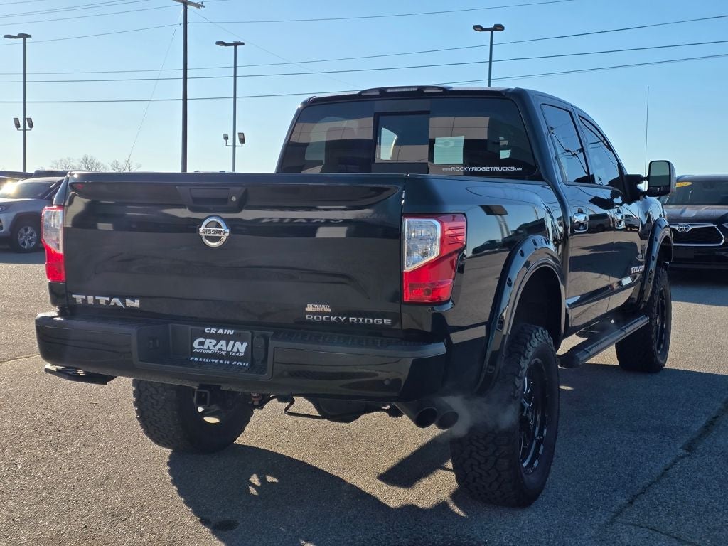 2021 Nissan Titan SV