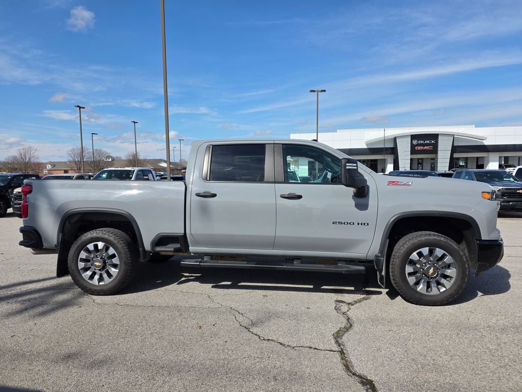 2024 Chevrolet Silverado 2500HD Custom
