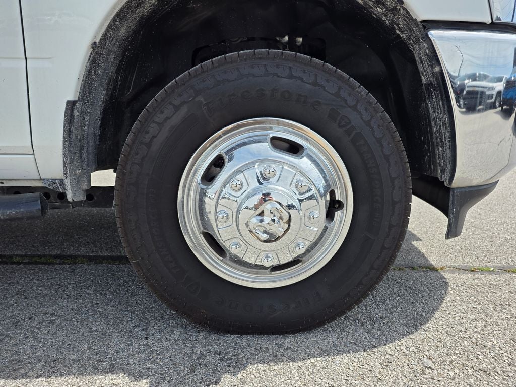 2024 RAM 3500 SLT