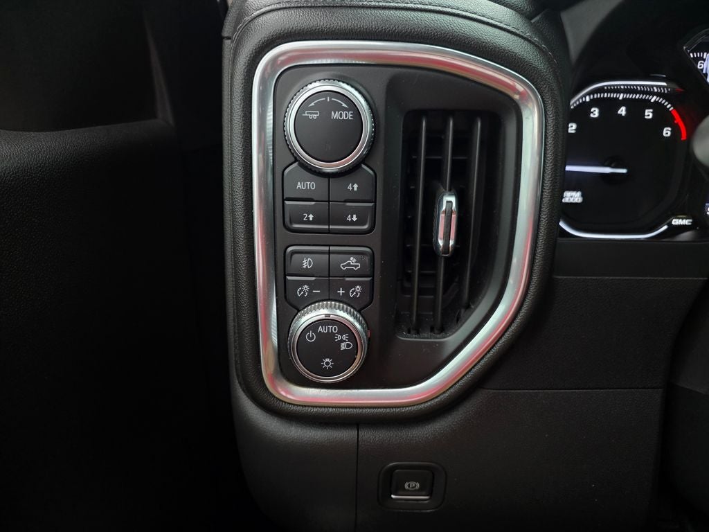 2022 GMC Sierra 1500 Limited Elevation