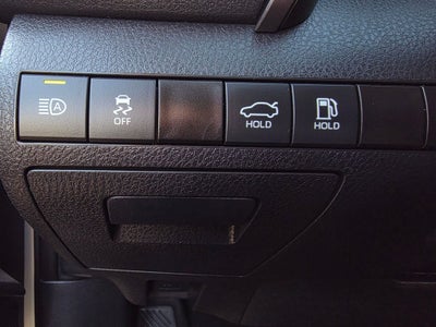 2023 Toyota Camry Hybrid LE