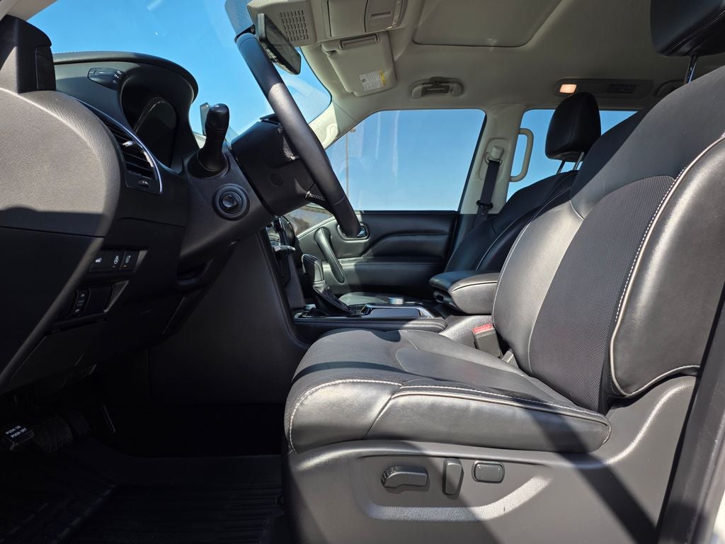 2024 INFINITI QX80 LUXE