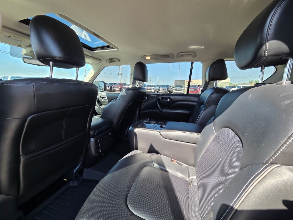 2024 INFINITI QX80 LUXE