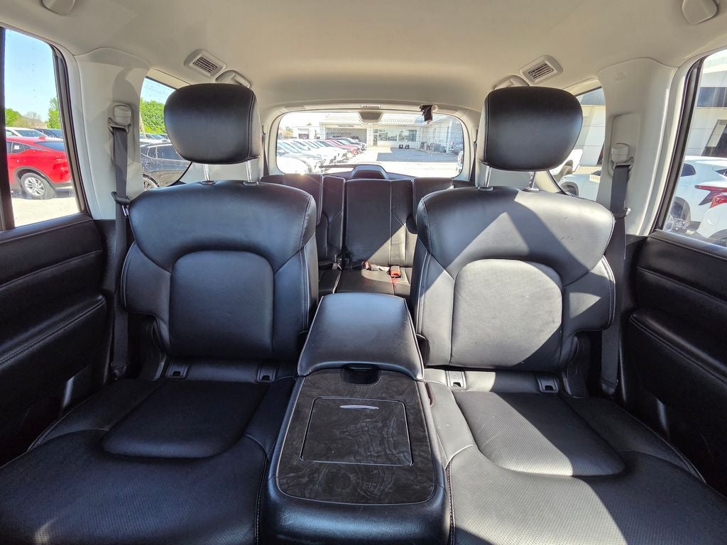 2024 INFINITI QX80 LUXE