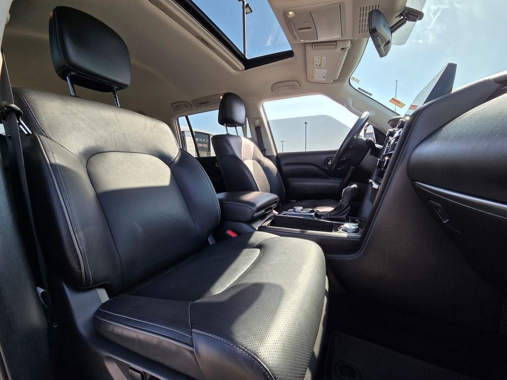 2024 INFINITI QX80 LUXE