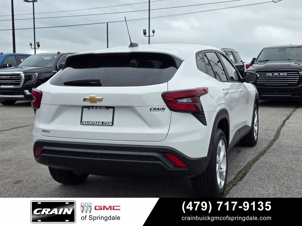2025 Chevrolet Trax LS Conv / Heated Seats