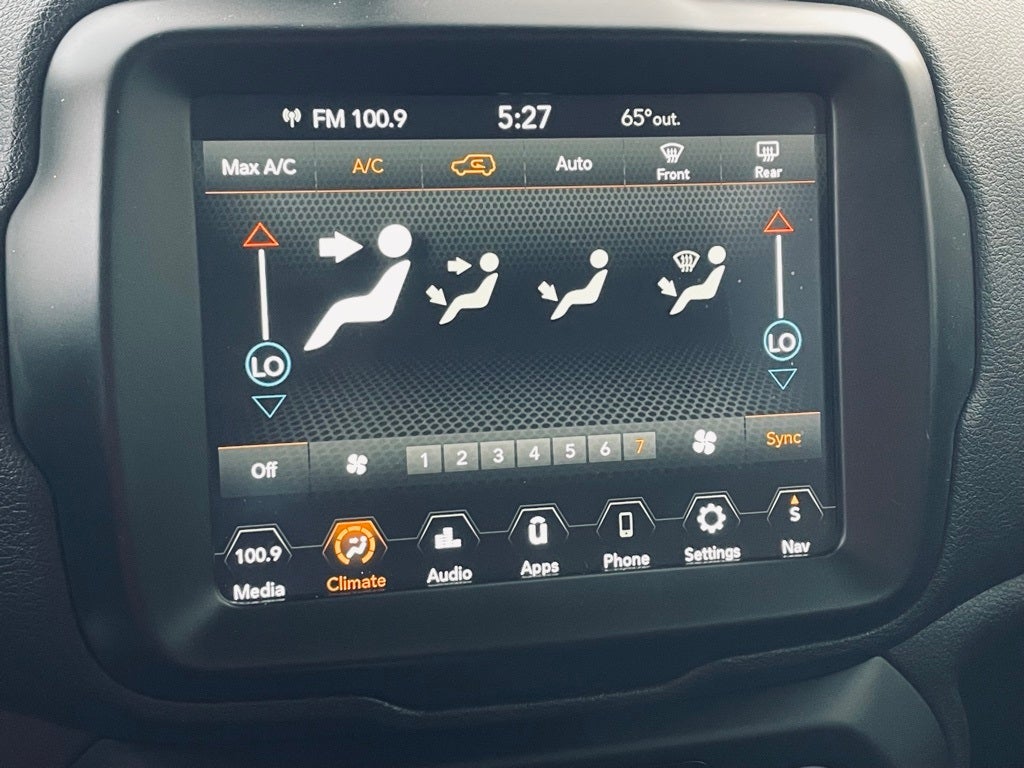 2023 Jeep Renegade Base