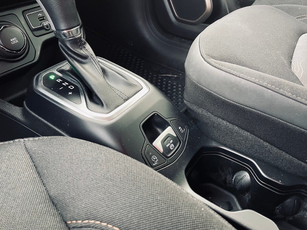 2023 Jeep Renegade Base