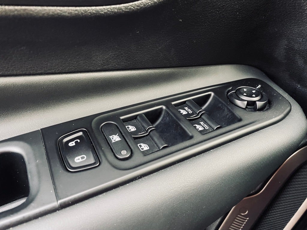 2023 Jeep Renegade Base