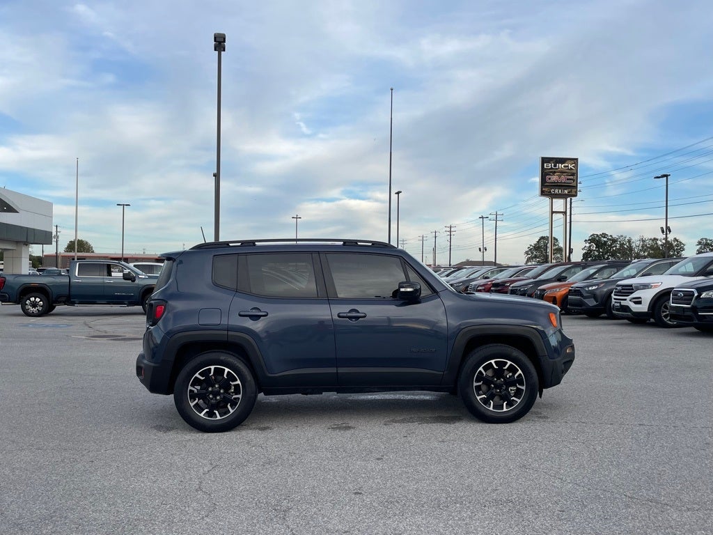 2023 Jeep Renegade Base