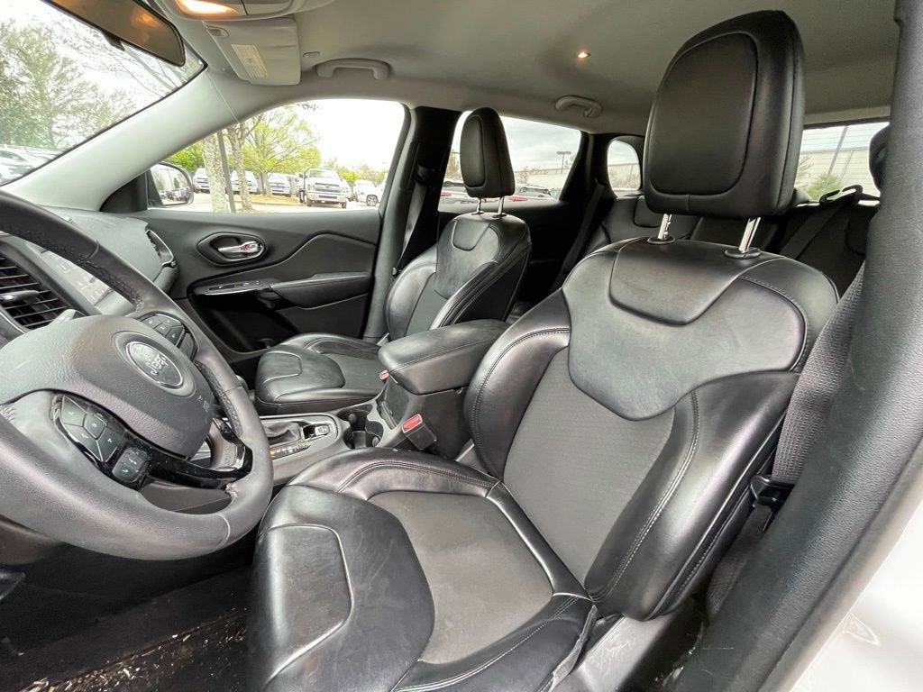 2020 Jeep Cherokee Altitude