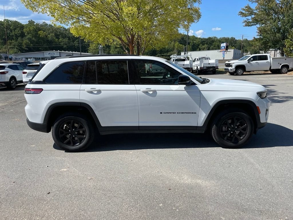 2025 Jeep Grand Cherokee Altitude