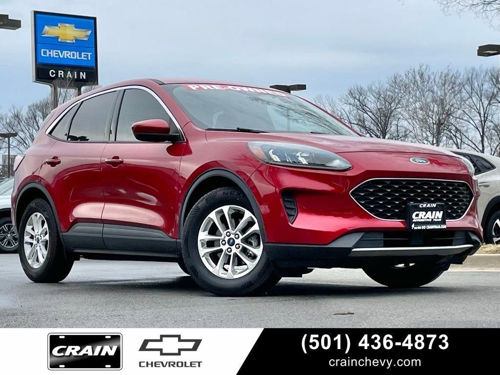 2020 Ford Escape SE