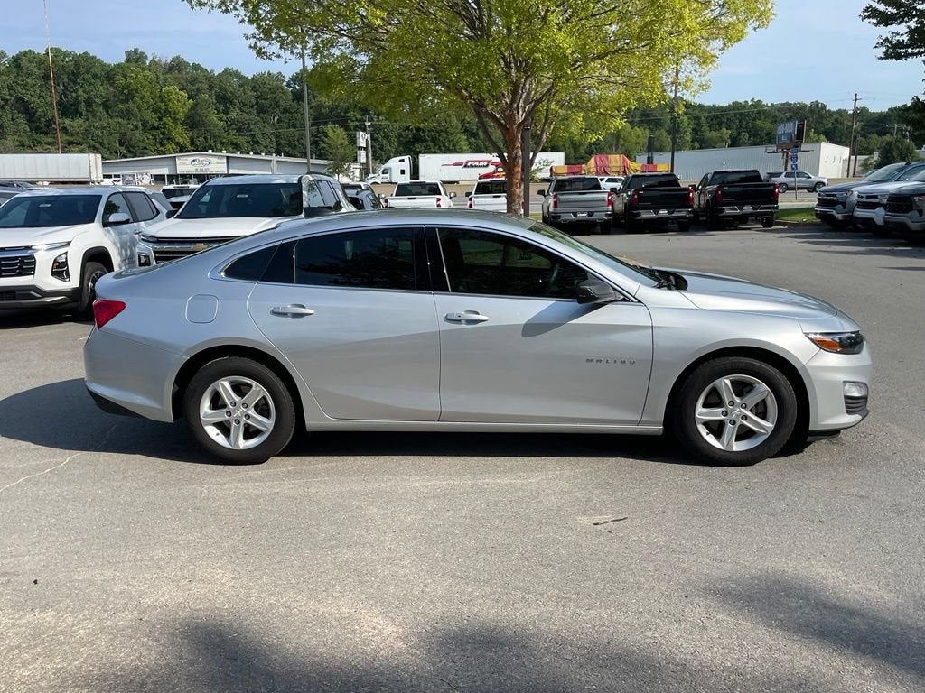 2021 Chevrolet Malibu LS