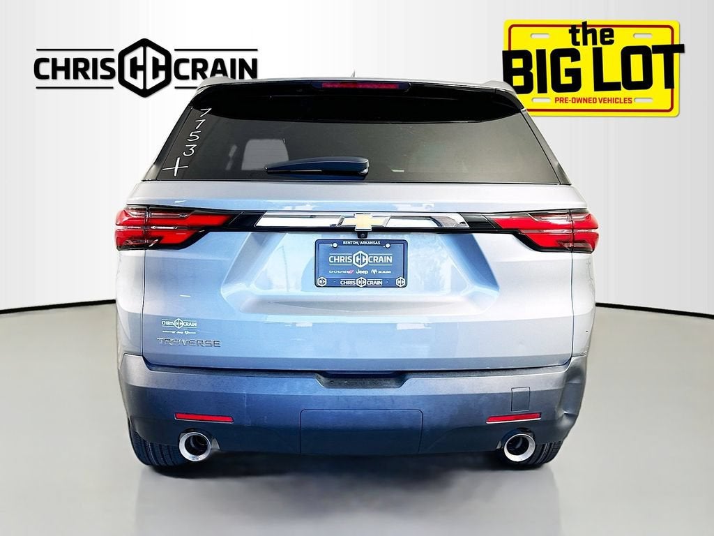 2023 Chevrolet Traverse LS