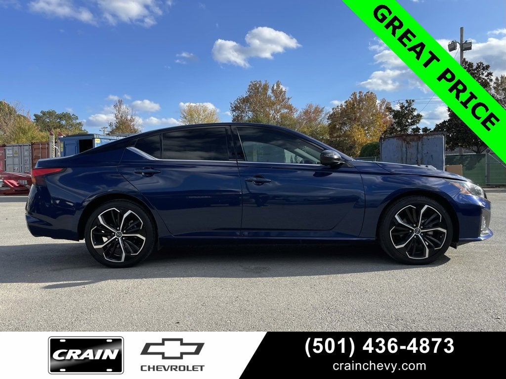 2023 Nissan Altima 2.5 SR