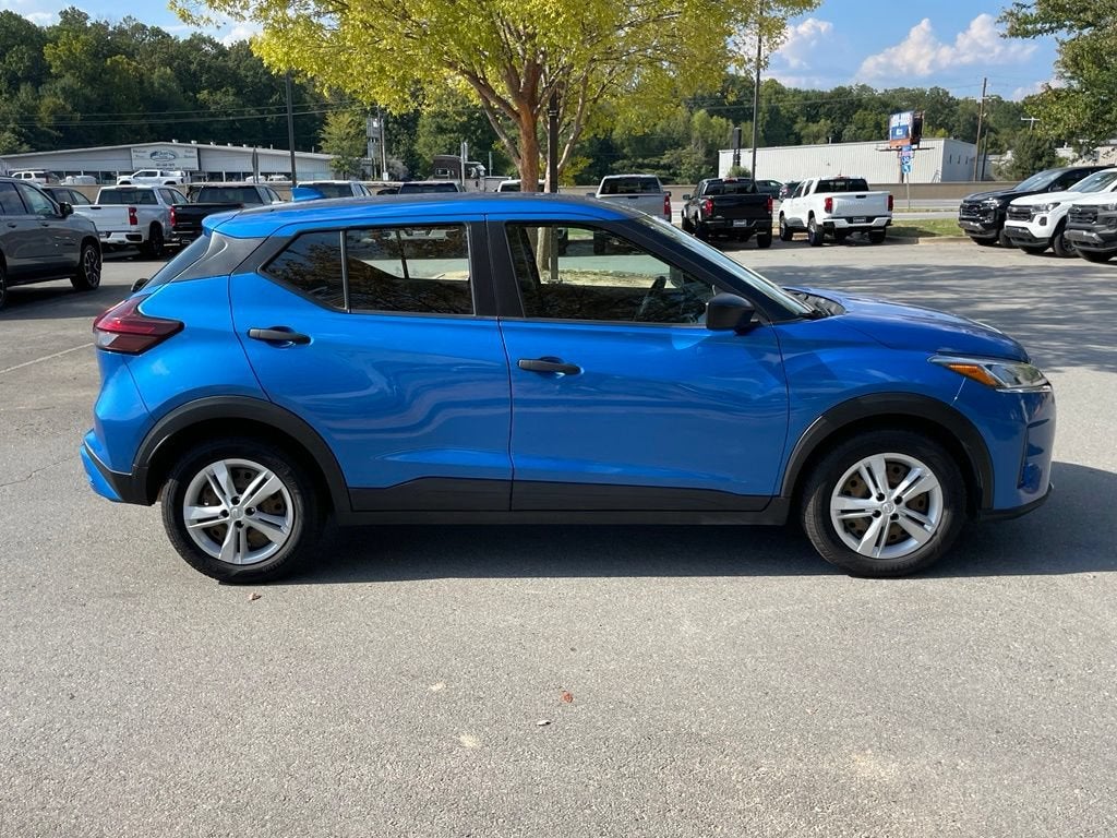 2022 Nissan Kicks S