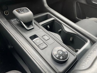 2024 Nissan Pathfinder S