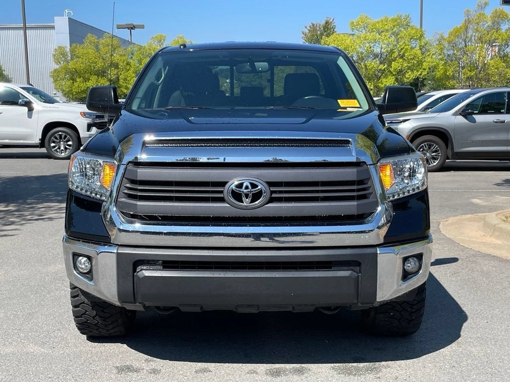 2015 Toyota Tundra 4WD Truck SR