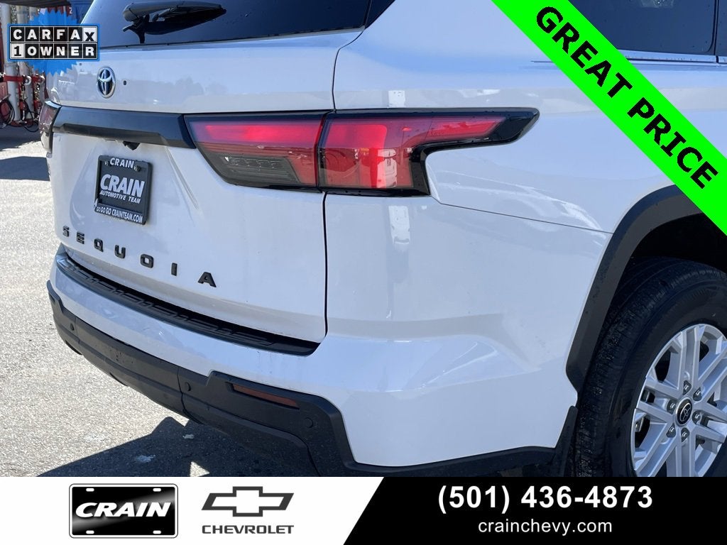 2024 Toyota Sequoia SR5