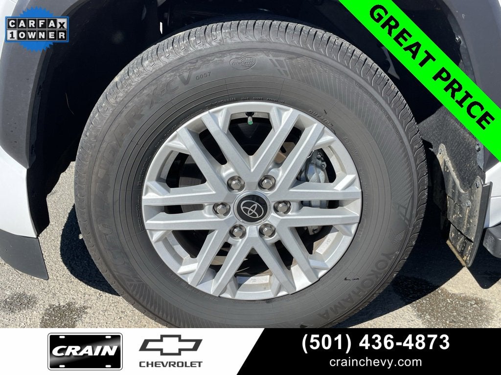 2024 Toyota Sequoia SR5