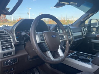 2017 Ford Super Duty F-250 SRW Lariat