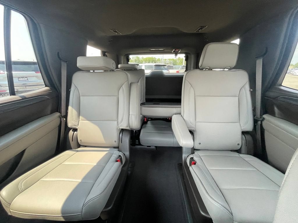 2024 GMC Yukon SLT