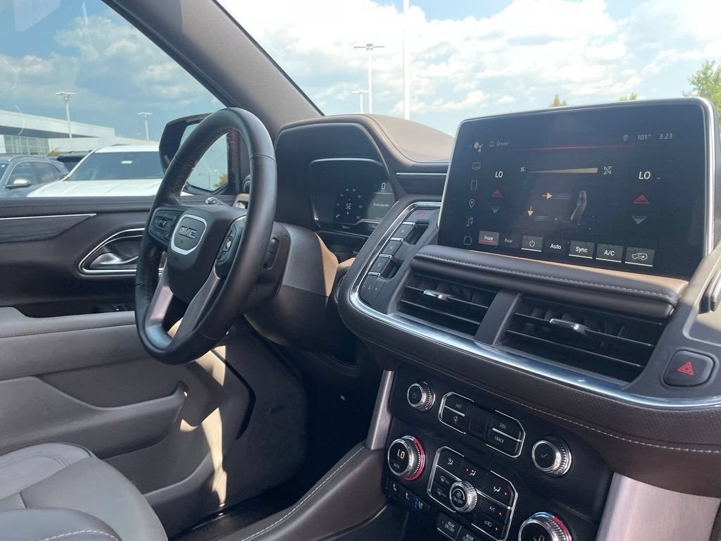 2024 GMC Yukon SLT