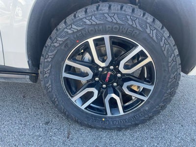 2024 GMC Yukon XL AT4