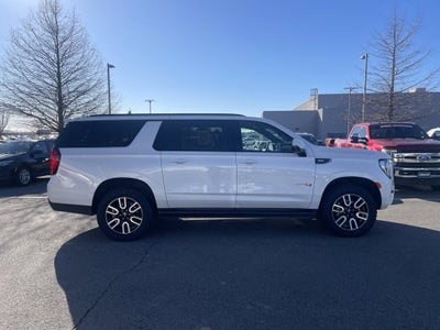 2024 GMC Yukon XL AT4