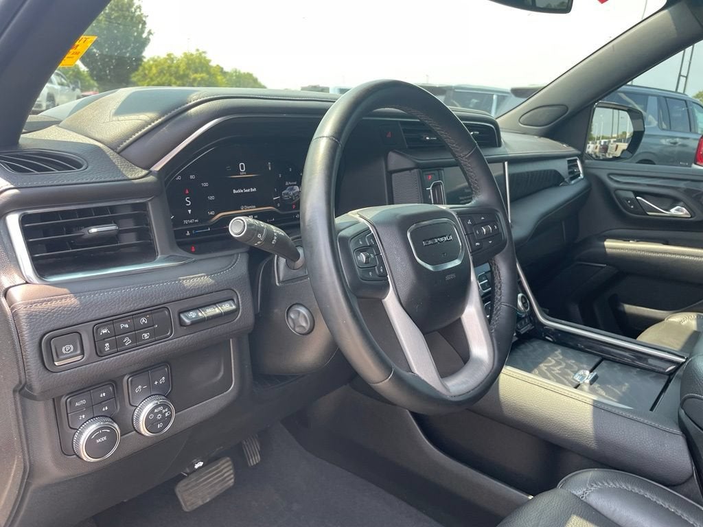 2023 GMC Yukon XL Denali