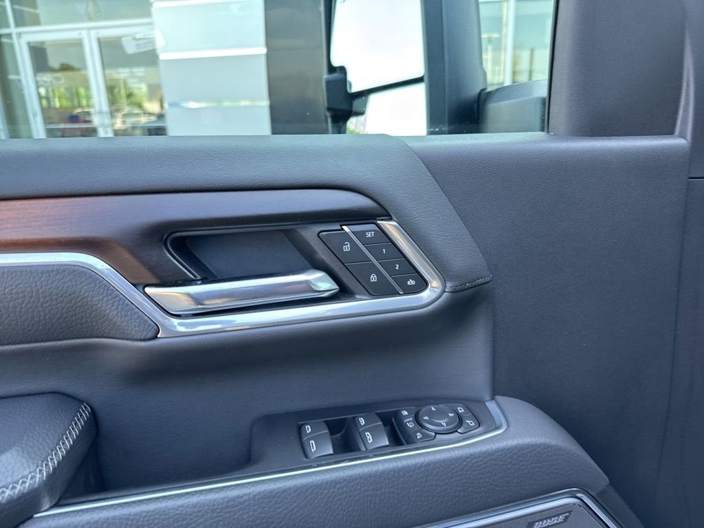 2025 GMC Sierra 2500 HD Denali